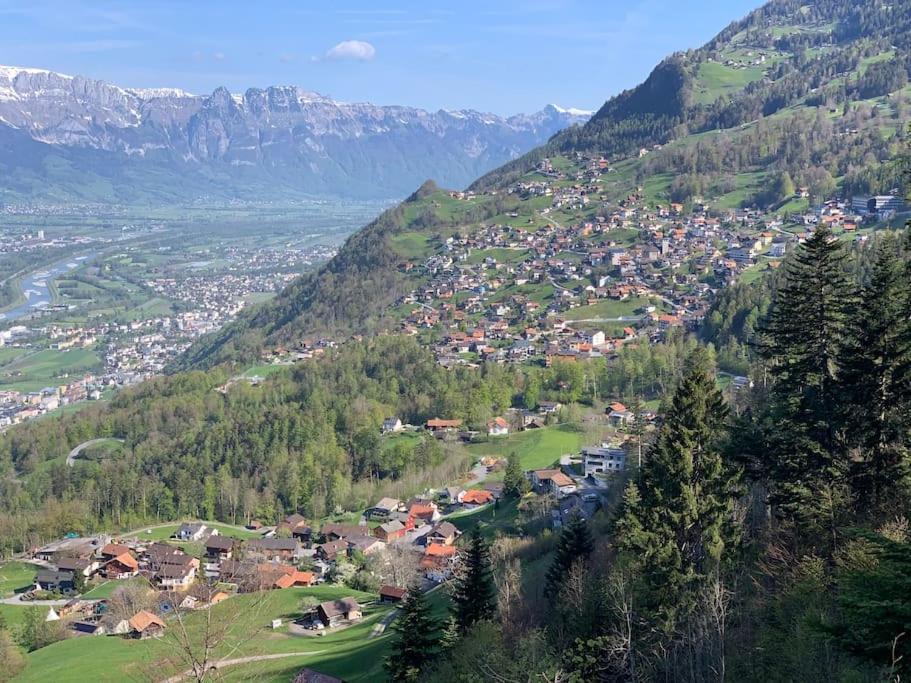 Jurte Beim Lama- & Alpakahof Triesenberg酒店 外观 照片